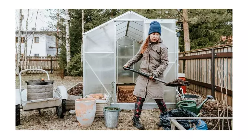 7 Essential November Gardening Tasks for a Thriving Winter Garden