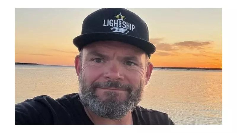 Aberdyfi Dad's Atlantic Row for Wales Air Ambulance