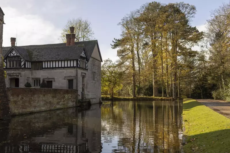 Baddesley Clinton: Magical Christmas at Warwickshire's Moated Manor