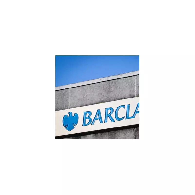 Barclays: Consumer Confidence Hits 3-Year Low Ahead of Christmas