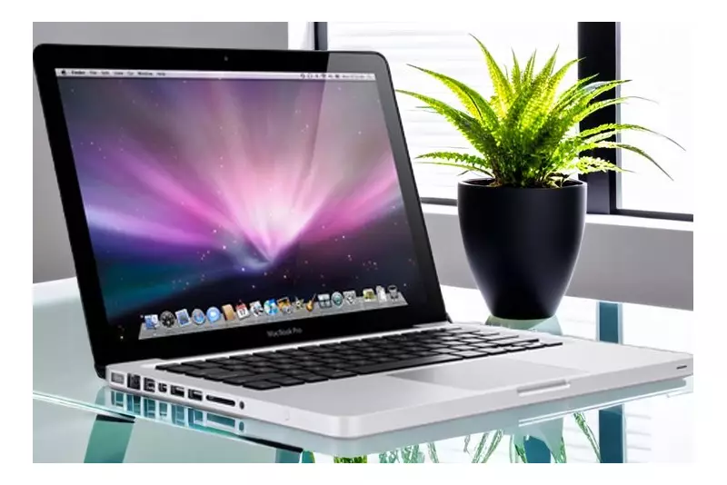 Black Friday MacBook Pro Deal: Get Apple Laptop for Just £124