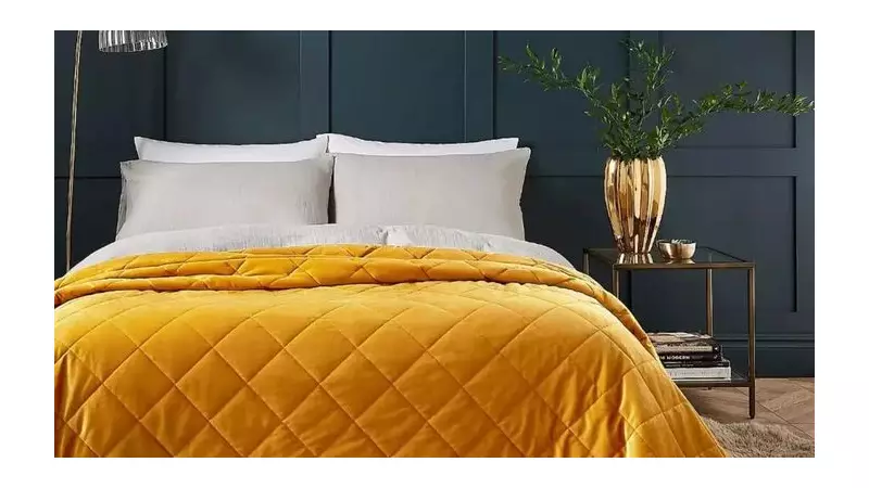 Dunelm's £40 Castleton Bedspread Earns 4.8 Stars from 250+ Reviews