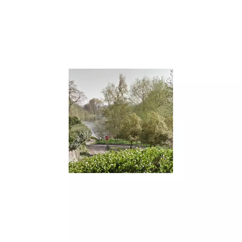 Emergency Services Rush to River Wye After Person Enters Water in Hereford