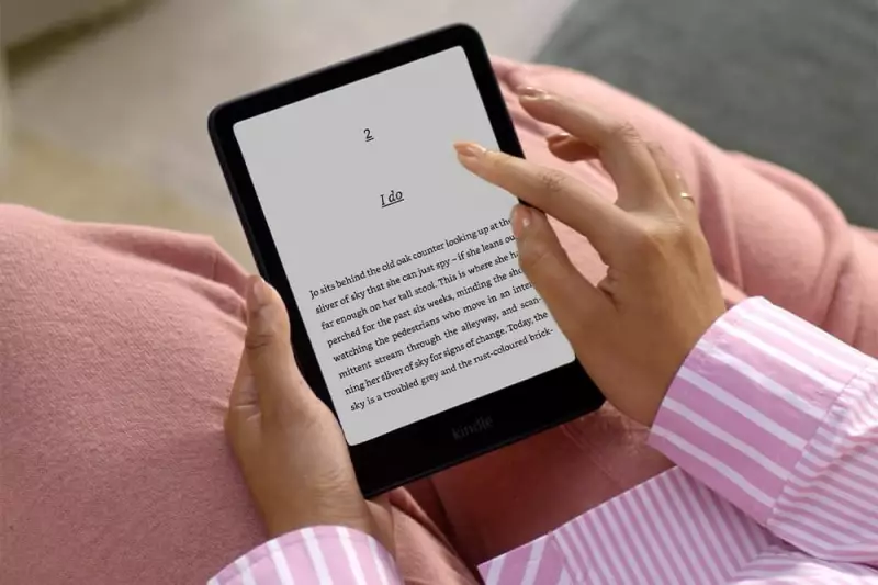 Kindle Paperwhite Hits Record Low Price in Amazon Christmas Deal