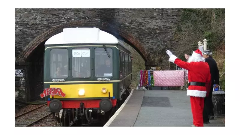 Llangollen Railway's Sion Corn Santa Special Returns for Magical Festive Journeys