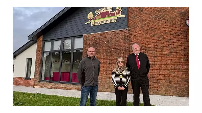 Llwynhendy's New Community Hub Opens in Transformed Library