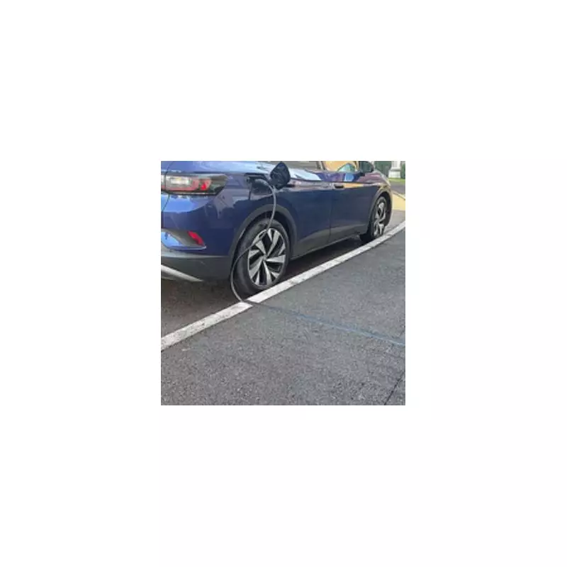 New Pavement Rule to Save English EV Drivers £250 on Charging