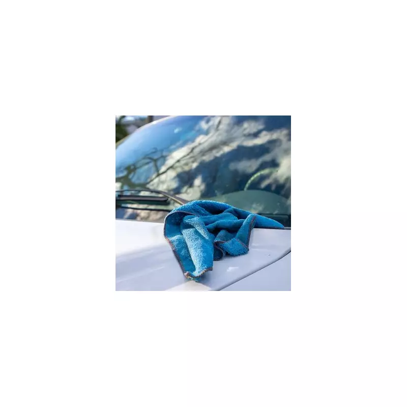 Shaving Foam Hack: UK Drivers Discover Incredible Windscreen Frost Solution