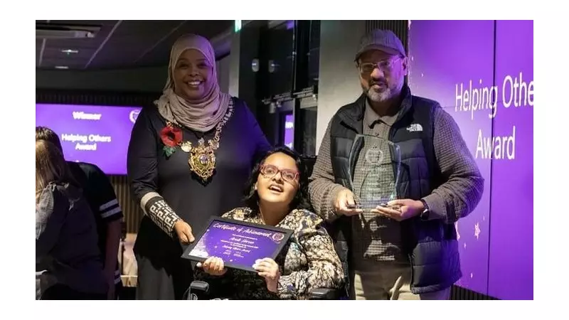 Sheffield Teen Aroob Haroon Wins Youth Award for Disability Advocacy