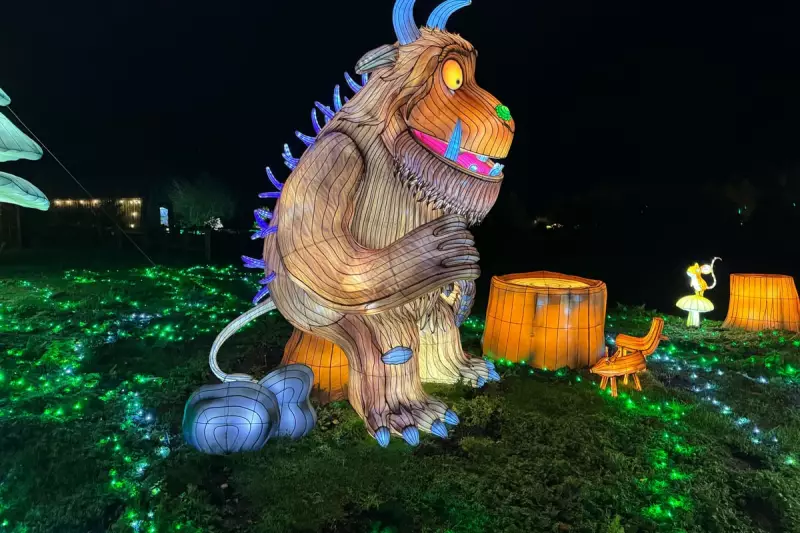 Twycross Zoo's Lanterns of the Wild: A Festive Mile of Glowing Magic