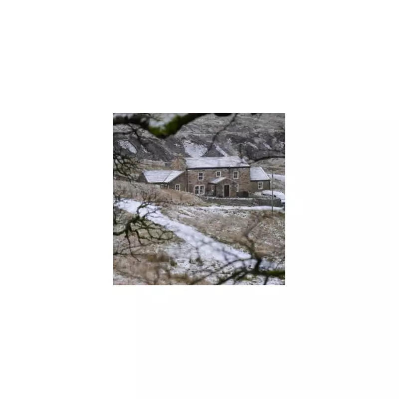 UK's First Snow Falls in Cumbria - 15 Towns on Alert