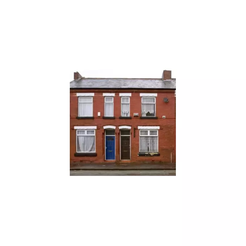 Urgent Warning to UK Families: Keep Children and Pets Indoors During Deadly Pesticide Spraying