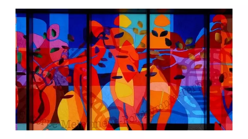 World-Renowned Artist Martin Donlin Creates Glass Art for New Lubbesthorpe