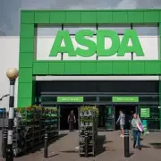 Asda Shoppers Get £15 Christmas Bonus in Surprise Payments