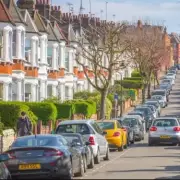 Drivers urged to make 'simple' headlight fix to stop dazzling others
