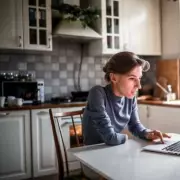 Ex-DWP Worker's Vital PIP Advice: 'Always Keep a Copy of Your Claim'