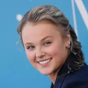 JoJo Siwa Rushed to Hospital with Burst Ovarian Cyst Before Show