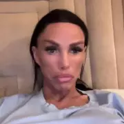 Katie Price Ends Feud with Kelly Brook, Calls Her 'Stunning'