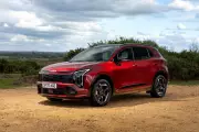 Kia Sportage Facelift 2025: Bold New Look, Smarter Cabin & Hybrids