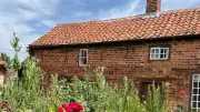 Lincolnshire's Mrs Smith's Cottage Wins 2025 VisitEngland Hidden Gem Accolade