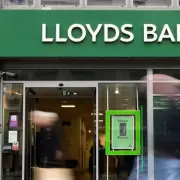 Lloyds Bank Issues Urgent Alert: Act Now to Protect Your Money as Scammers Ramp Up Attacks