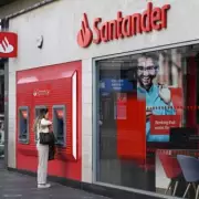 Santander: 70-Year-Old First-Time Buyer Highlights UK Housing Shift