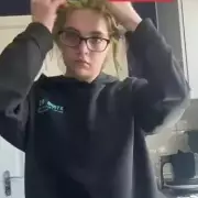 Single mum on £4,300 Universal Credit begs for boob job cash