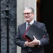 Starmer Refuses to Rule Out Income Tax Threshold Freeze Ahead of Budget