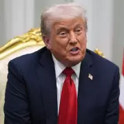 Trump Shuts Venezuela Airspace as War Fears Intensify