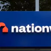 UK House Prices Rise £231 in October as Growth Slows to 0.3%