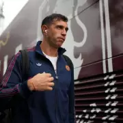 Unai Emery Drops Bombshell: Emiliano Martinez Set for Aston Villa Return Against Lille