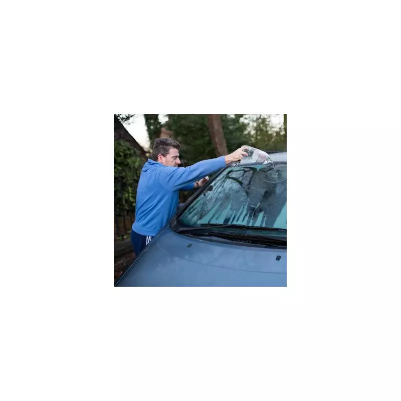 10-Second Windscreen Defogging Trick Revealed by Motoring Expert