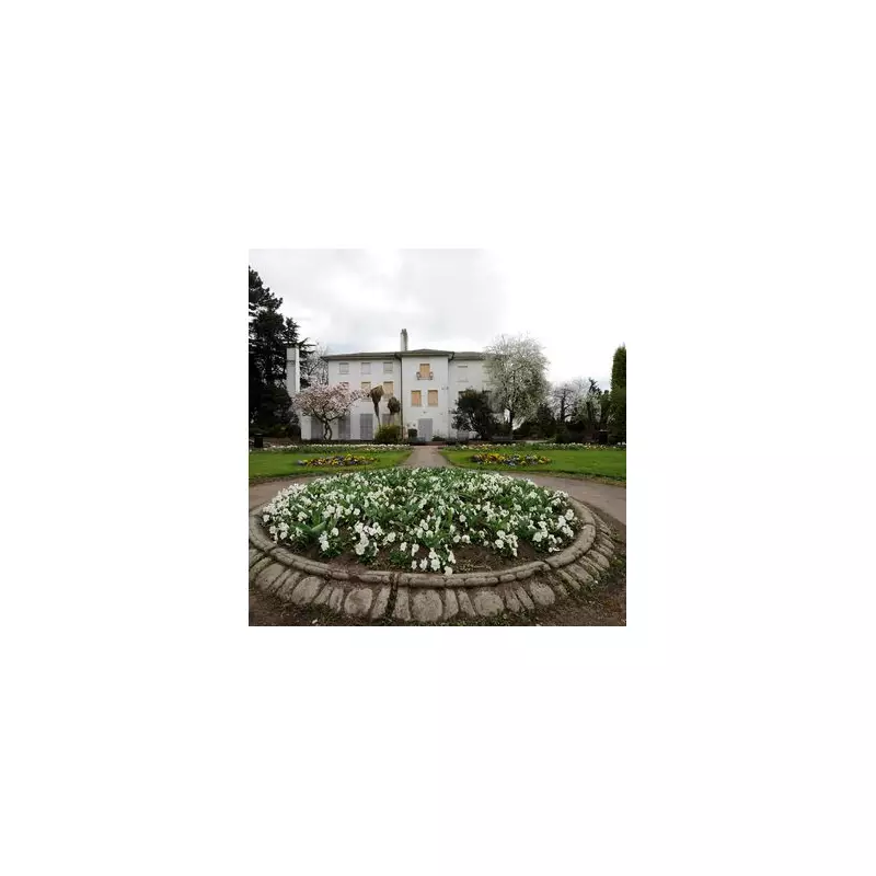 Birmingham Hospice to Open 'Much-Needed' Affordable Cafe in Historic Park House