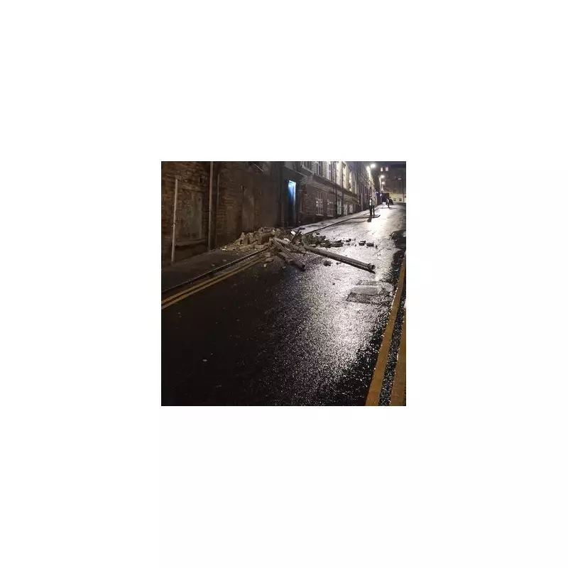 Bradford building collapse: Dale Street derelict property crumbles at 7.30am