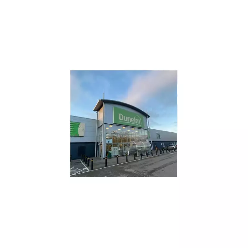 Dunelm's £15 Highland Cow Throw Earns Perfect Reviews for Cosy Winter Snuggles