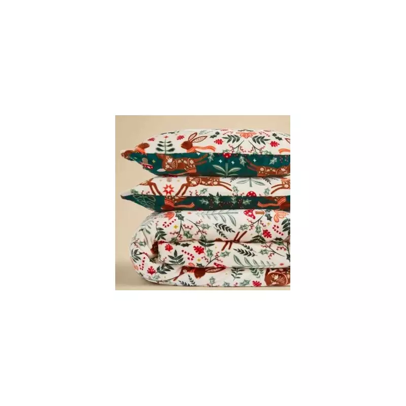 Dunelm's £25 'Woodland Hares' Fleece Duvet Set Earns 4.9 Stars for Cosy Christmas Nights