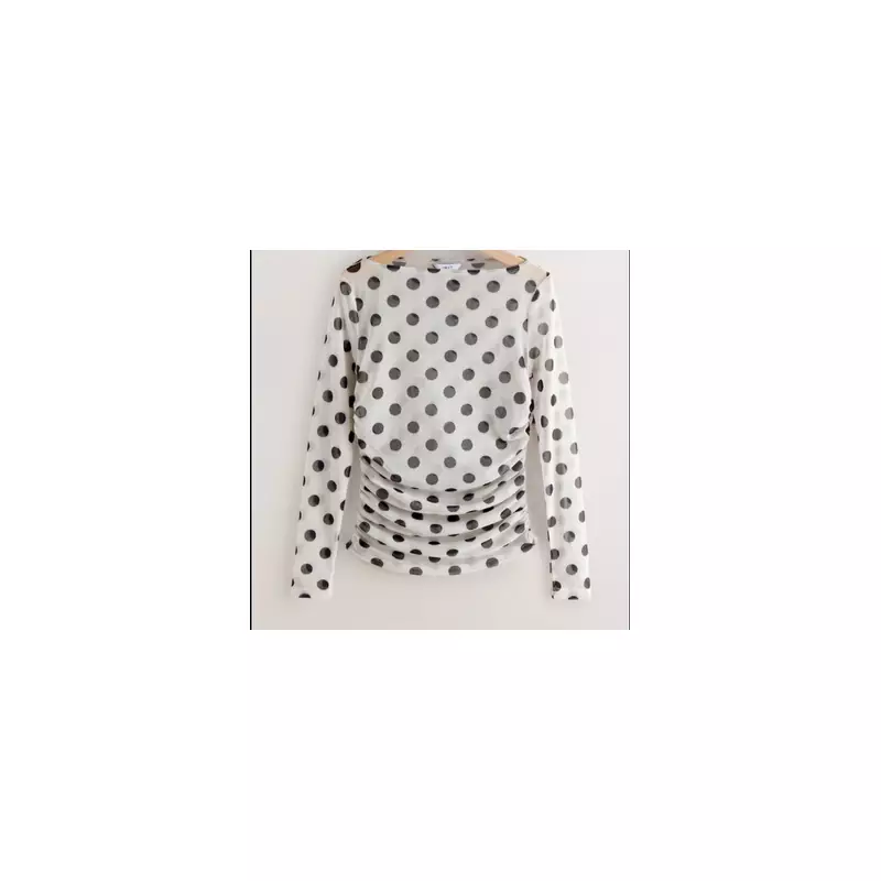 New Year's Eve Superstitions: 9 Midnight Rituals for Luck in 2026