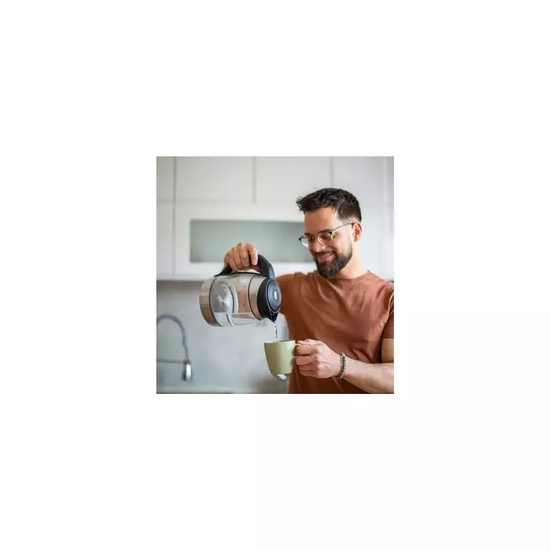 Nutritionist's Simple Morning Hack: 300ml Warm Water Boosts Weight Loss