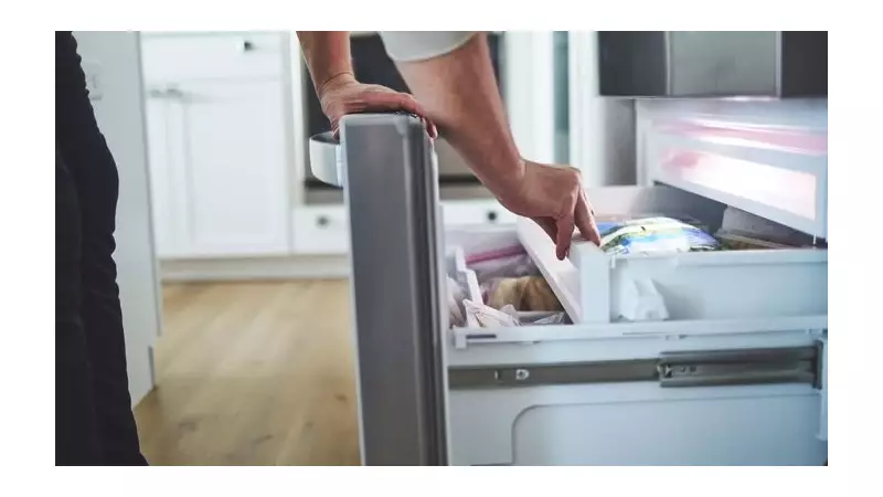 The Penny Trick: A Simple Hack to Prevent Food Poisoning After a Power Cut