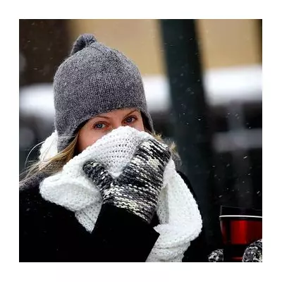 Yellow Cold Health Alert for Christmas Day as UK Braces for Wind and Frost