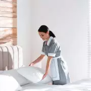 6 Expert Hacks to Slash Christmas Hotel Costs by Up to 50%