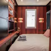 Caravan-Sized London Flat Hits Market for Nearly £300k