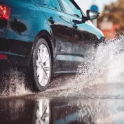Drivers risk £100 fine and 9 points for splashing pedestrians in rain