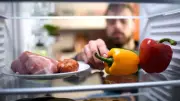 Fridge Danger: Raw Meat on Top Shelf Spreads Bacteria, Study Reveals