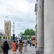 HMRC Warns UK Taxpayers: You Can't Offset Personal Losses Against Income Tax