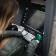 Lloyds Bank Shuts 17 UK Branches in November Amid Wider Closures