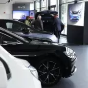 Pay-Per-Mile Tax Threatens UK's Booming Electric Car Sales, Experts Warn