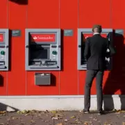 Santander Passes Bank of England Stress Test, Vows to Withstand 'Severe Shock'