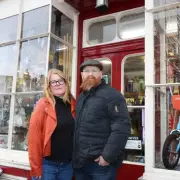 Shoplifters Sing 'Santa Baby' While Stealing £100 from Family Hardware Store