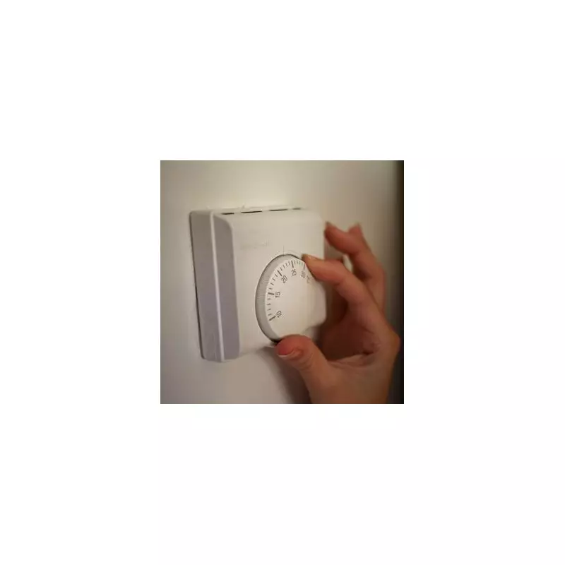 9 Energy Hacks to Slash £1,141 Off Your Bills in 2026